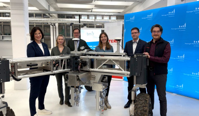 v.l.: Wirtschaftsministerin Colette-Boos-John (TMWWLR), Katja Butzmann (b-mt), Matthias Wierlacher (TAB), Martha Wenzel, Dr. Marc Hänel, Fabian Rösler (E-Terry) v.l.: Wirtschaftsministerin Colette-Boos-John (TMWWLR), Katja Butzmann (b-mt), Matthias Wierlacher (TAB), Martha Wenzel, Dr. Marc Hänel, Fabian Rösler (E-Terry)